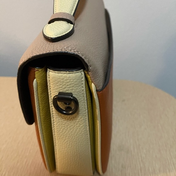 SOLD!! COACH Cassie Colorblk Crossbody Ginger mult - Picture 6 of 7